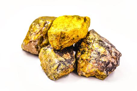 The original from of uranium. After processing, the resulting materials is used to produce nuclear fuel. (Source: © RHJ / stock.adobe.com) The original from of uranium. After processing, the resulting materials is used to produce nuclear fuel. (Source: © RHJ / stock.adobe.com)