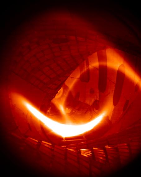 First hydrogen plasma in Wendelstein 7-X stellarator on 3 February 2016. (Credit: IPP) First hydrogen plasma in Wendelstein 7-X stellarator on 3 February 2016. (Credit: IPP)