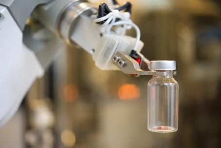 Short-lived radioisotopes used as markers in diagnostic procedures are produced just prior to their use directly in hospitals and in nuclear medicine laboratories. (Source: © Max Tactic / stock.adobe.com) Short-lived radioisotopes used as markers in diagnostic procedures are produced just prior to their use directly in hospitals and in nuclear medicine laboratories. (Source: © Max Tactic / stock.adobe.com)