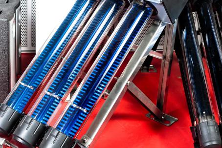 The new absorbing materials increasing efficiency of the vacuum collector are still developed in the area of warm water heating. (Source: © Sved Oliver / stock.adobe.com) The new absorbing materials increasing efficiency of the vacuum collector are still developed in the area of warm water heating. (Source: © Sved Oliver / stock.adobe.com)