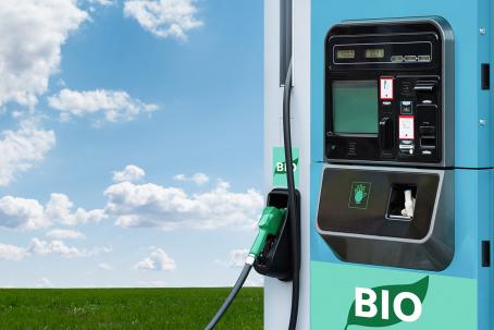 An alternative green biodiesel pump. (Source: © scharfsinn86 / stock.adobe.com) An alternative green biodiesel pump. (Source: © scharfsinn86 / stock.adobe.com)
