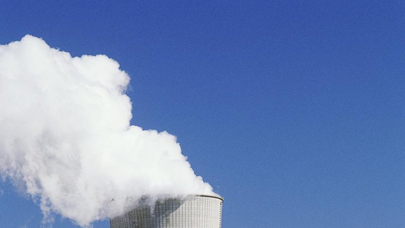 The Callaway power plant in Missouri, USA, is a nuclear power plant with a single PWR 1,200 reactor made by Westinghouse. The construction of an additional five, so-called small modular reactors, 200 MW each, is being considered. (Source: © spiritofamerica / stock.adobe.com)