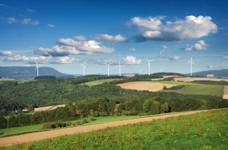 The construction of a wind farm can significantly shape the appearance of landscapes. (Source: © Petair / stock.adobe.com) The construction of a wind farm can significantly shape the appearance of landscapes. (Source: © Petair / stock.adobe.com)