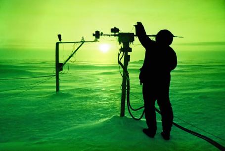 Solar activity being measured in the North Pole. (Source: © Antrey / stock.adobe.com) Solar activity being measured in the North Pole. (Source: © Antrey / stock.adobe.com)